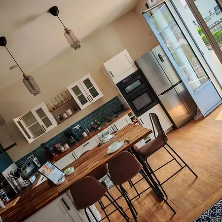 Tres Beau 3 Pieces Jusqu'a 6 Voyageurs - El Paradisio